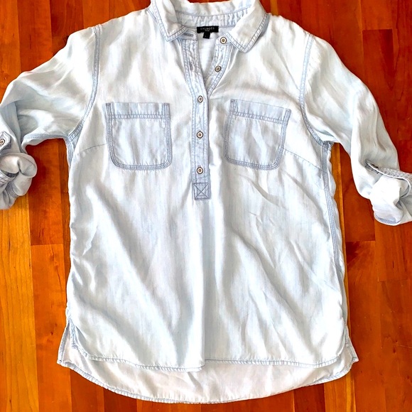 Talbots women’s petites PL 100% tencel lyocell light denim popover shirt LP - Picture 3 of 10